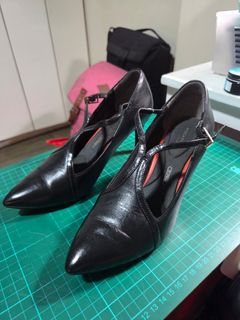 (Category: ) located in . Submitted by anjmanlangit (Listing ID 1383463113, Image 1). Description: .