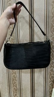 (Kategori: ) berada di . Dikirim oleh malikazz (ID iklan 1383330308, Gambar 1). Deskripsi: .