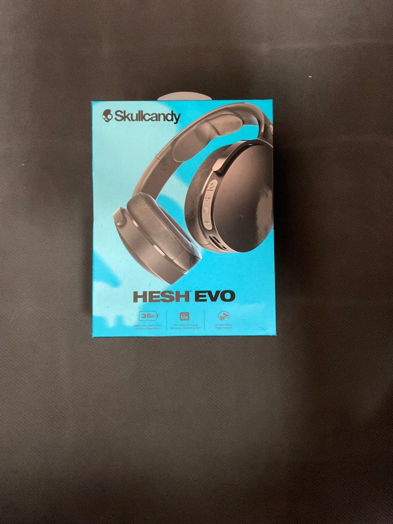 Skullcandy Hesh Evo (Category: Headphones & Headsets) located in Manila. Submitted by 2025.gadgetspot (Listing ID 1383329545, Image 1). Description: - orig price ; 7,290 authentic skullcandy from US, both product are sealed & brandnew. (hindi pa nabubuksan) FIXED PRICE - pm if interested .