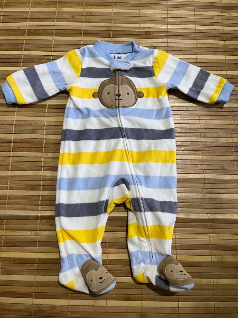 Jumpsuit (Category: Babies & Kids Fashion) located in Kuala Lumpur. Submitted by sansansdisplay (Listing ID 1383397030, Image 1). Description: Preloved 0-3 mos.