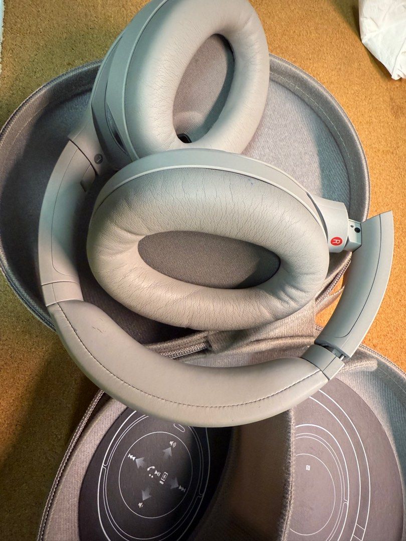 Sony WH-1000XM4 Wireless Noise Cancelling Headphones63217775203715111