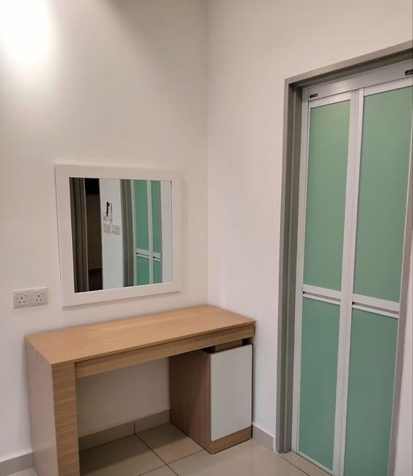 Study table / Meja (Category: Tables & Sets) located in Kajang. Submitted by danialnaimi (Listing ID 1383455198, Image 2). Description: KAMI ADA PAKEJ SIAP PASANG DAN SIAP HANTAR 🏡 (kl, selangor & negeri sembilan) ✅ barang baru dalam kotak 👍 (belum pasang) ✅ siap pasang 👍 ✅ siap hantar sampai depan rumah (boleh request letak ditempat yg nak with no charges) ✅ siap wrap (drawer) ✅ dapat barang baru bayar, no deposit 0️⃣1️⃣7️⃣6️⃣4️⃣8️⃣2️⃣5️⃣3️⃣9