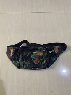 (Kategori: ) berada di . Dikirim oleh ediktedwears (ID iklan 1383361226, Gambar 1). Deskripsi: .