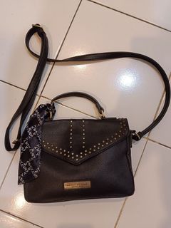 (Kategori: ) berada di . Dikirim oleh preloved.and.new123 (ID iklan 1383054257, Gambar 1). Deskripsi: .