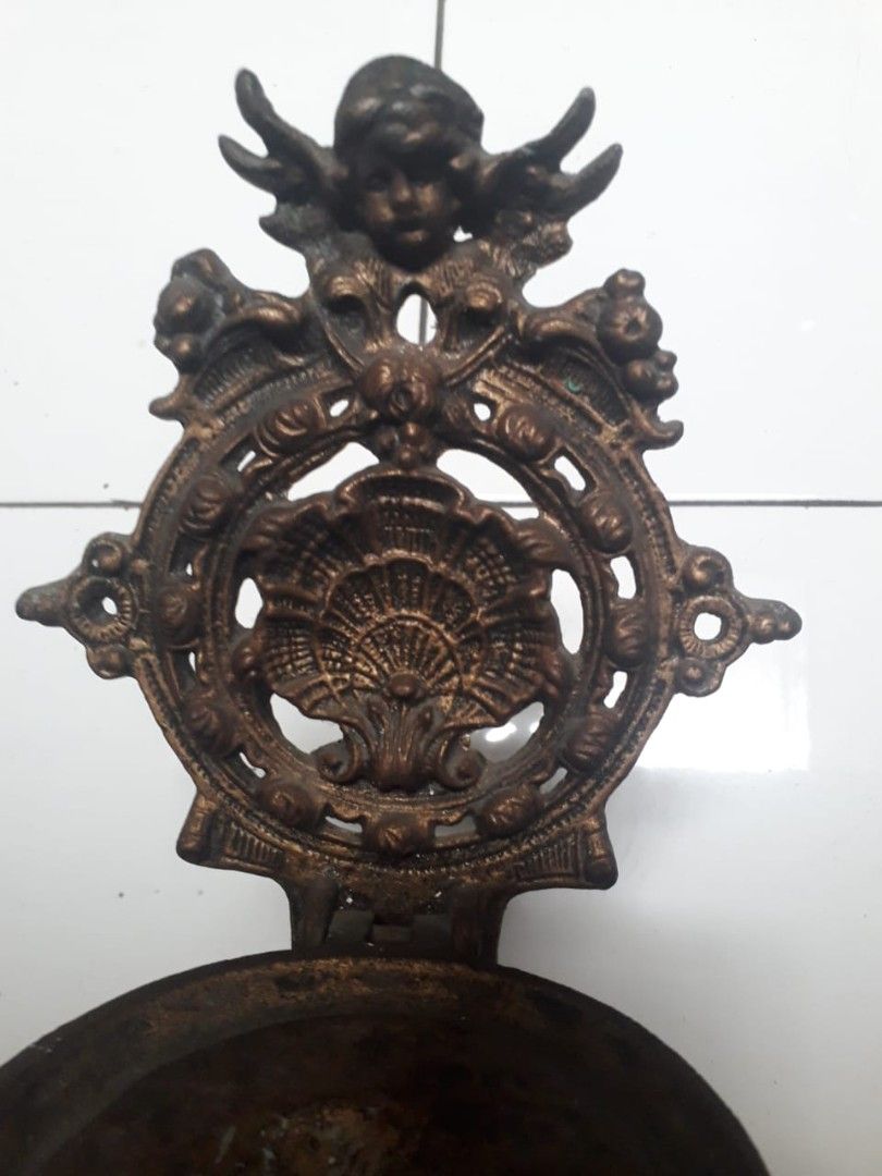 Tempat Lilin Vintage Malaikat | Angel Candle Platter (Kategori: Furnitur Antik) berada di Jakarta Timur. Dikirim oleh betterdaytomorrow (ID iklan 1383436180, Gambar 3). Deskripsi: .