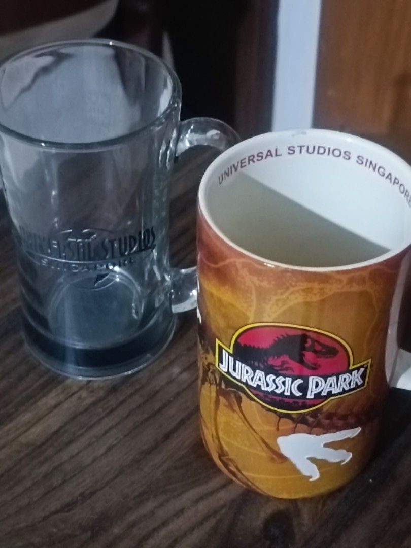 Universal Studios Singapore Collector Mugs (Category: Coffee & Tea Tableware) located in Angeles City. Submitted by archers78 (Listing ID 1383345853, Image 1). Description: Take both for 1K only No issues 📍 Location: Angeles Pampanga 👉 Pick-up or Delivery only 🚚 Shipping: via JnT (Buyer's expense) 💸 MOP: GCash/Bank Transfer/Cash(pick-up).