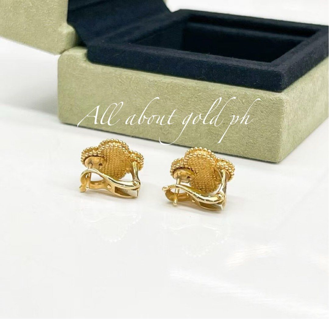 VCA Hammered Earrings Clip Type HK Settings (Category: Earrings) located in Manila. Submitted by allagoldph (Listing ID 1383375028, Image 2). Description: Hk Settings free complete vca inclusions 📍 Taguig.