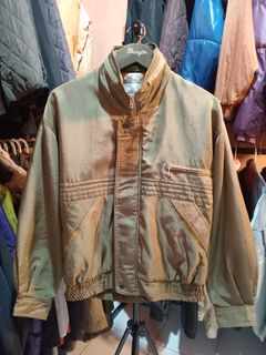(Kategori: ) berada di . Dikirim oleh forsecondwear (ID iklan 1383369837, Gambar 1). Deskripsi: .