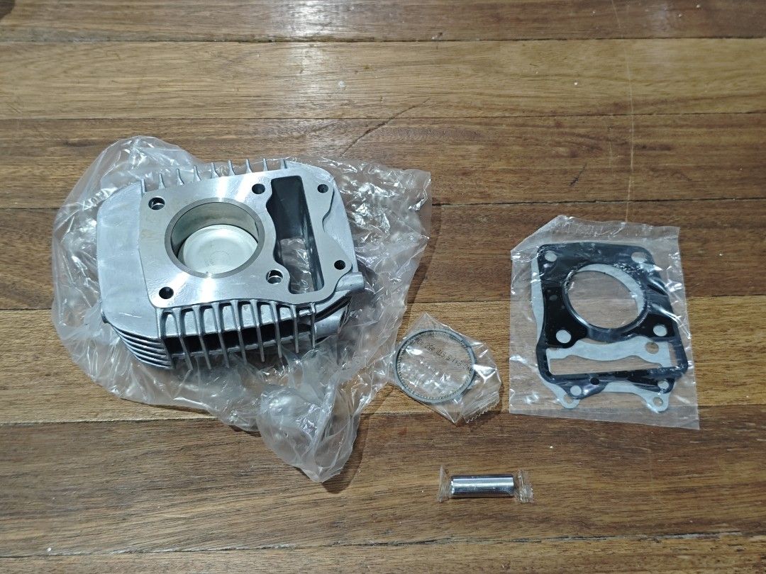 XRM 125 FI STD CYLINDER BLOCK (Category: Body Parts and Accessories) located in Malabon City. Submitted by jamesjulian22 (Listing ID 1383360942, Image 3). Description: MTK XRM CYLINDER BLOCK BNEW COMPLETE CAN SHIP VIA LALAMOVE/ JNT NEGO.