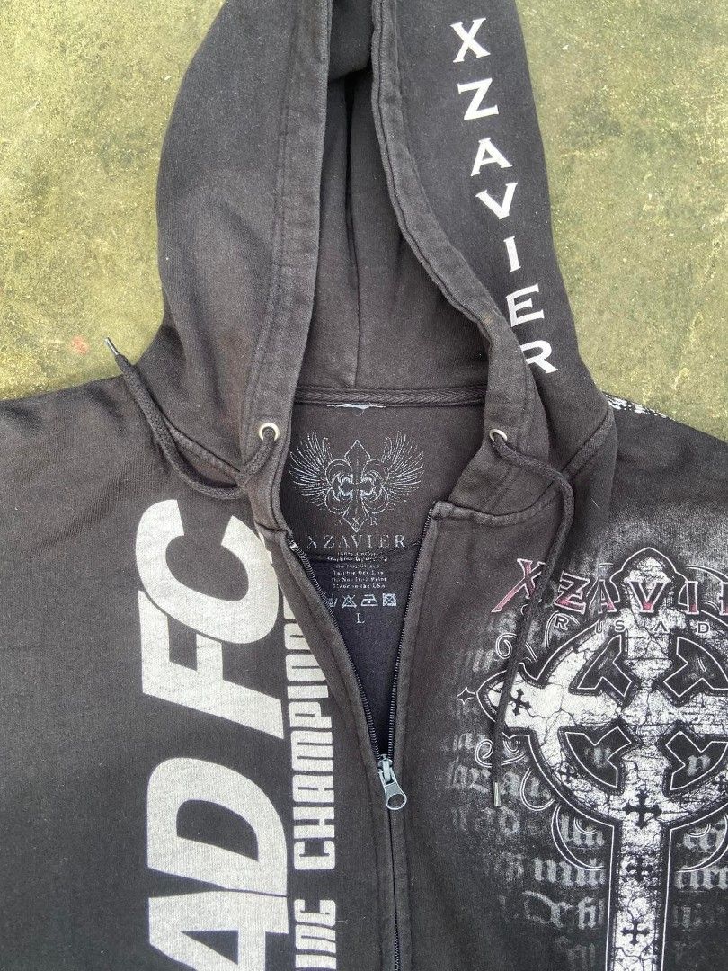 Xzavier Zip Up Hoodie (Category: Coats, Jackets and Outerwear) located in Manila. Submitted by sixbullets (Listing ID 1383356448, Image 3). Description: RUSH 23x27 ignore: affliction, tapout, mma elite, grunge, emo, xzavier.