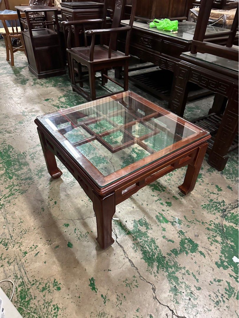 由 cc0723 (刊登 ID 1383566828，圖片 2) 提交，位於 台中市 (Taichung) 的 樟木2.4尺方形玻璃茶几*沙發茶几*套房茶几*雙面茶几*茶几桌*置物桌*收納桌*玻璃桌*茶几桌*方桌 (類別：桌子)，說明：商品尺寸： 高48、寬72、深72 商品售價皆為自取價 運費依縣市區域及樓層報價。