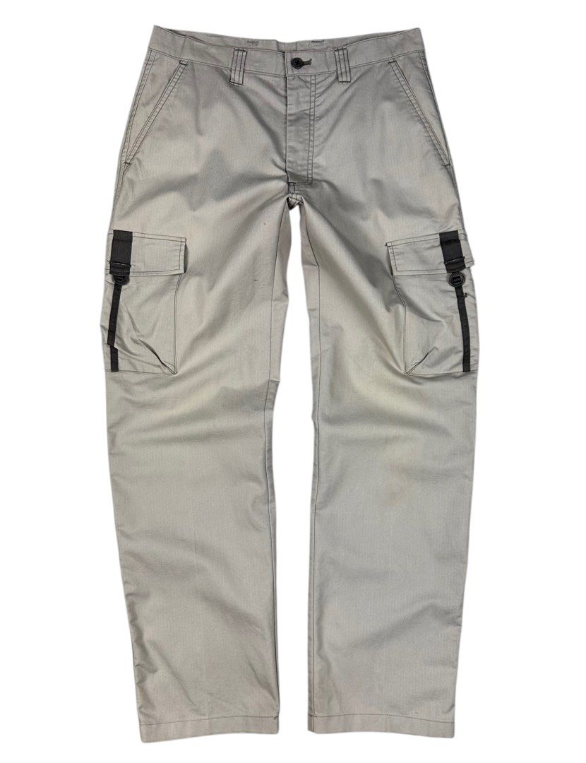 29/30 Le Coq Sportif Cargo Pants💥 (Category: Trousers) located in Hulu Terengganu. Submitted by bell0101 (Listing ID 1383646262, Image 1). Description: Pgg 29/30” inch Labuh 38” inch Cawat 12.5” inch Peha 11.5” inch Kaki 8” inch Condition 9/10 Sdikit kesan pemakaian area depan.. hanya perlu basuh shj✅ Berminat Pm‼️.