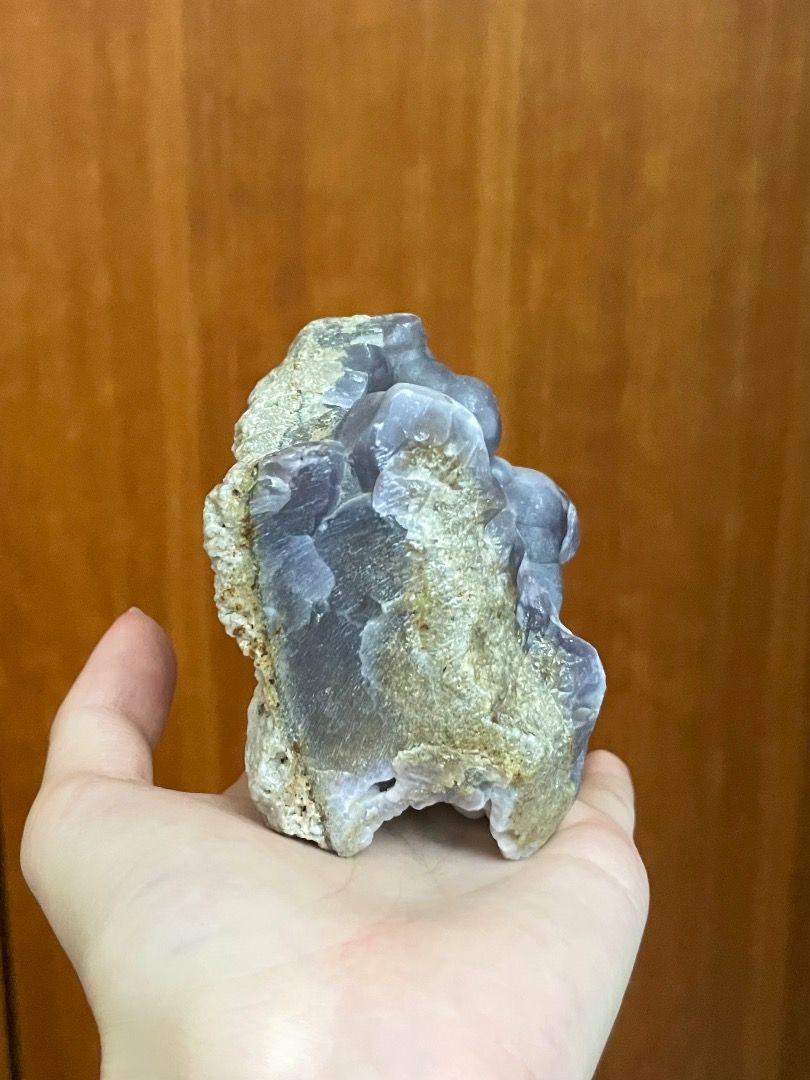 由 1yuiii._ (刊登 ID 1383544452，圖片 2) 提交，位於 高雄市 (Kaohsiung) 的 葡萄瑪瑙雕刻水晶/晶簇 (類別：其他居家裝飾)，說明：商品售出後概不退換～。