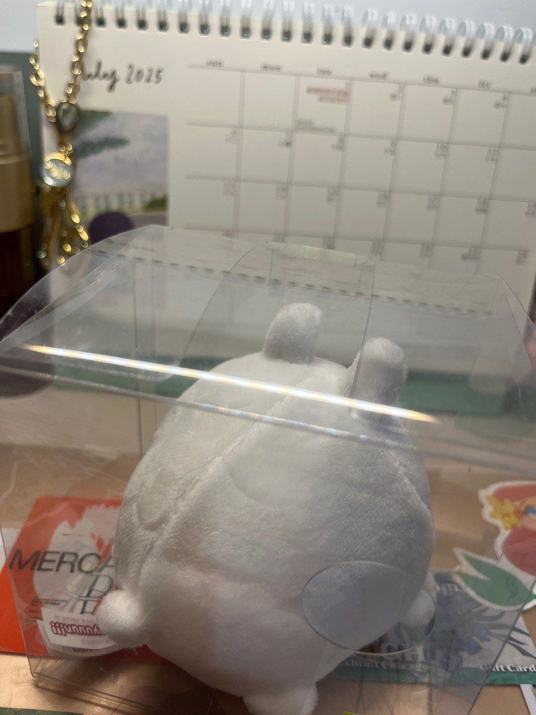 傻兔仔 （分類：絨毛玩具）位於 Hong Kong。 由 nananou 提交（商品編號 1383579116，圖片 3）。簡介： New 唔知呢隻兔咩名 朋友送 佢唔係普通公仔棉花 佢入面好似有舊彈彈波咁 可以發洩一下。
