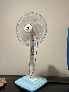 由 bella20000420-44725 (刊登 ID 1383597654，圖片 1) 提交，位於 的 (類別：)，說明：。