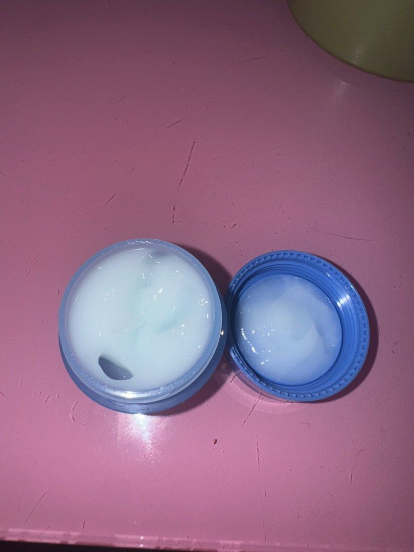 由 91050625 (刊登 ID 1383618713，圖片 2) 提交，位於 台北市 (Taipei) 的 蘭芝晚安凍膜 (類別：護膚、清潔產品)，說明：只使用過一次 而且用量非常少 9.5成新。