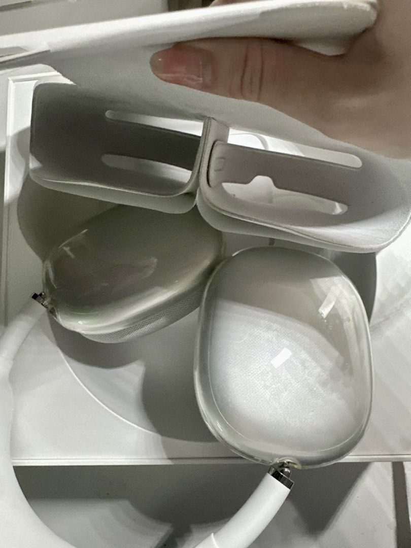 Apple AirPods Max - White63208335718401113
