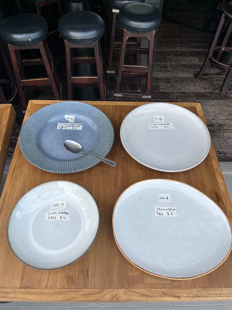 Assorted plates (Category: Dinnerware & Cutlery) located in Singapore. Submitted by briansoh (Listing ID 1383545763, Image 1). Description: Assorted plates of various sizes $2-6. See pictures for details. Self-collection at City Hall/Raffles Place only..