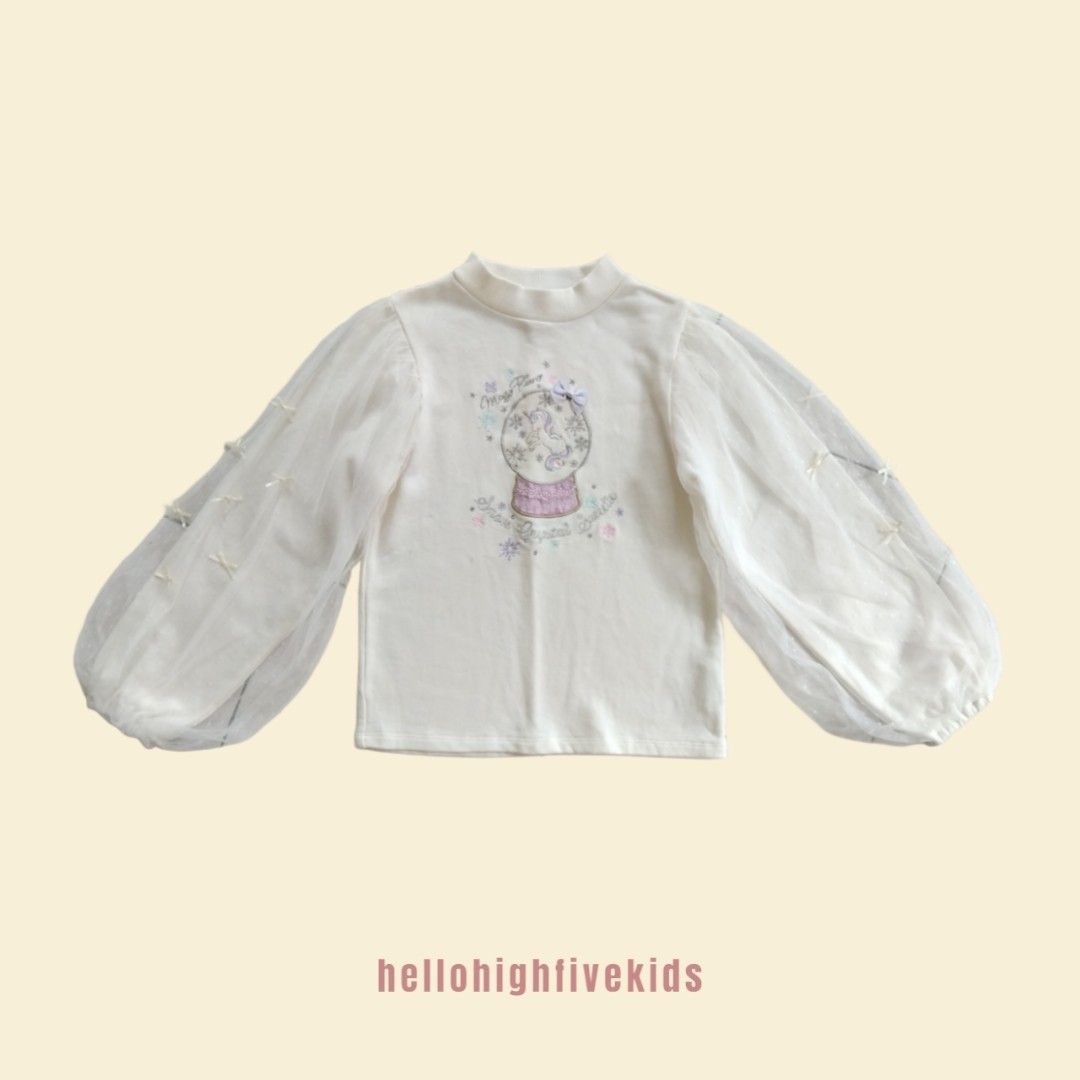 Atasan cantik Mezzo Piano anak 9-10t (Kategori: 8 hingga 12 tahun) berada di Bogor. Dikirim oleh hellohighfivekids (ID iklan 1383475281, Gambar 1). Deskripsi: tag 140, 9-10t ld 73 cm melar ke 84 cm. pb 47cm minim pemakaian, tangannya lapis tile pita-pita ada noda samar aja di bagian belakang (cek foto) cantik bangeeet.