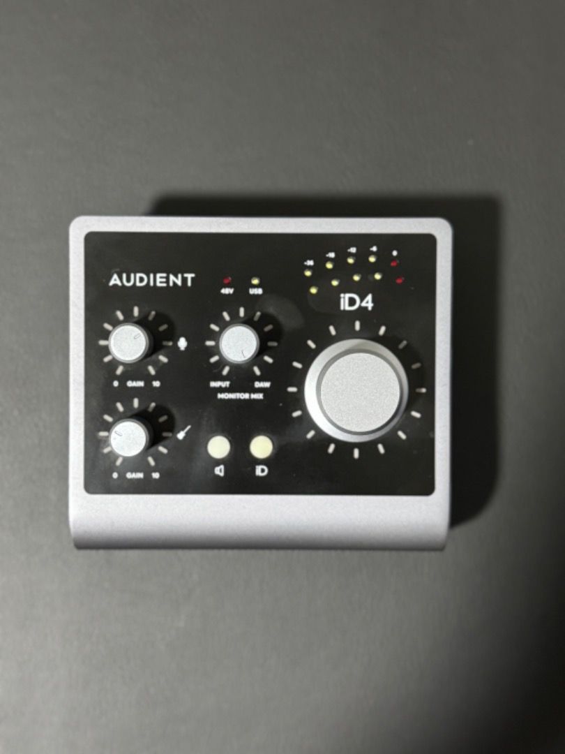 Audient iD4 Audio Interface