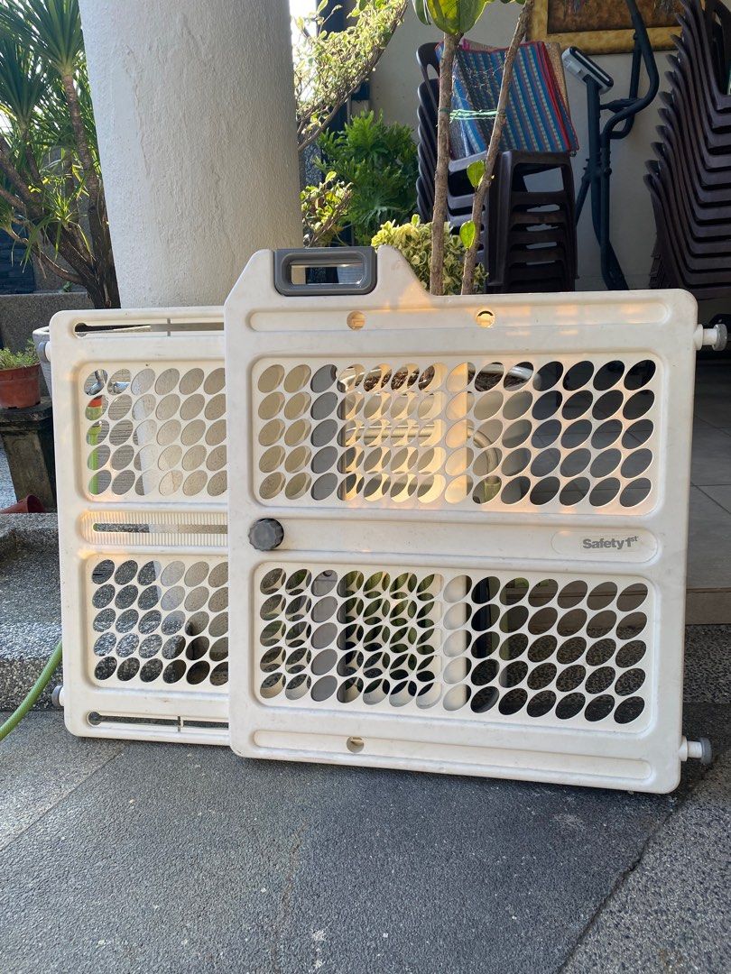 Baby Fence (Category: Other Kids Furniture) located in Puchong. Submitted by thethings1706 (Listing ID 1383495392, Image 1). Description: Baby fence for stairs. For safety purposes. Made of solid plastic. The color is somewhat faded..