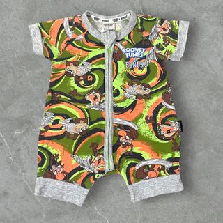 (Category: ) located in . Submitted by thebh.closet (Listing ID 1383484847, Image 1). Description: .