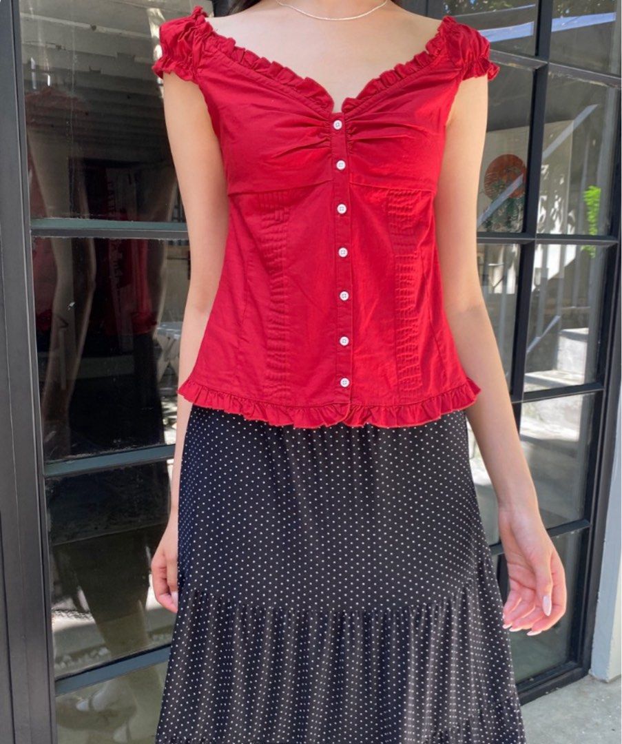 brandy melville elena top (pre-order), Women&amp;#39;s Fashion, Tops, Blouses ...