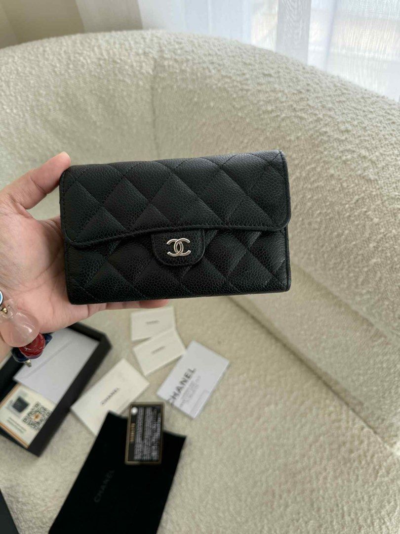 Chanel medium size trifold wallet in caviar full set (Category: Luxury Bags & Wallets) located in Manila. Submitted by chicandbaddie (Listing ID 1383629327, Image 1). Description: Chanel medium size trifold wallet in caviar full set Paper bag Box Receipt Card Entrupy Dustbag ₱ 75,000.