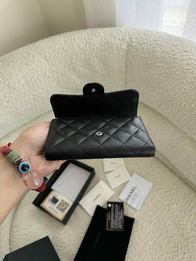 Chanel medium size trifold wallet in caviar full set (Category: Luxury Bags & Wallets) located in Manila. Submitted by chicandbaddie (Listing ID 1383629327, Image 3). Description: Chanel medium size trifold wallet in caviar full set Paper bag Box Receipt Card Entrupy Dustbag ₱ 75,000.