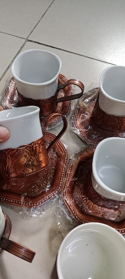 Classic copper cup (Category: Coffee & Tea Tableware) located in Manila. Submitted by carlitoboh66625 (Listing ID 1383469727, Image 2). Description: classic copper cup Brand New excellent condition take all only price 400.