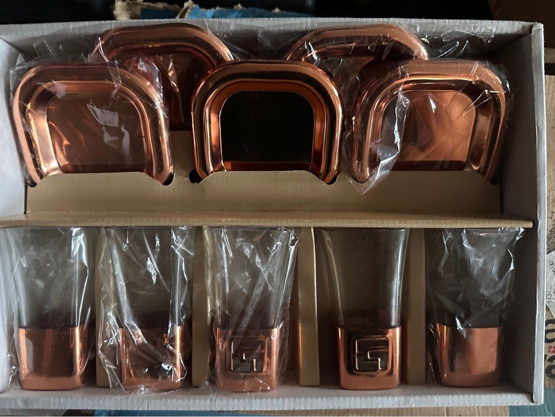 Copper Beer Glass with Coaster ***NON-NEGOTIABLE*** (Category: Coffee & Tea Tableware) located in Antipolo. Submitted by queens.collections (Listing ID 1383476084, Image 1). Description: Skusa3050x.