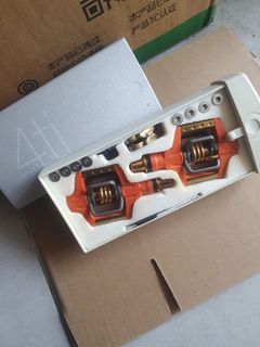 （分類：）位於 。 由 henrybat45678 提交（商品編號 1383518204，圖片 1）。簡介： 。