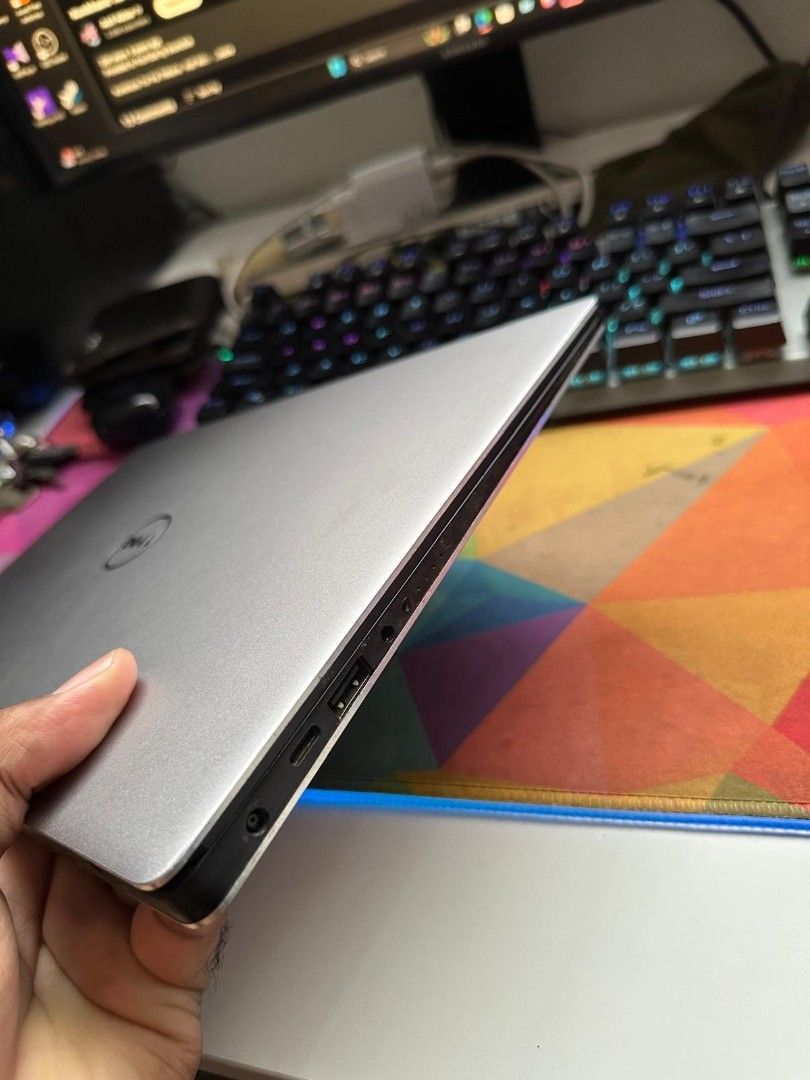 Dell XPS 13 4k display/touch screen / 500 Gb ssd / 8 Gb ram /  slim and light good conditions63205801433219113