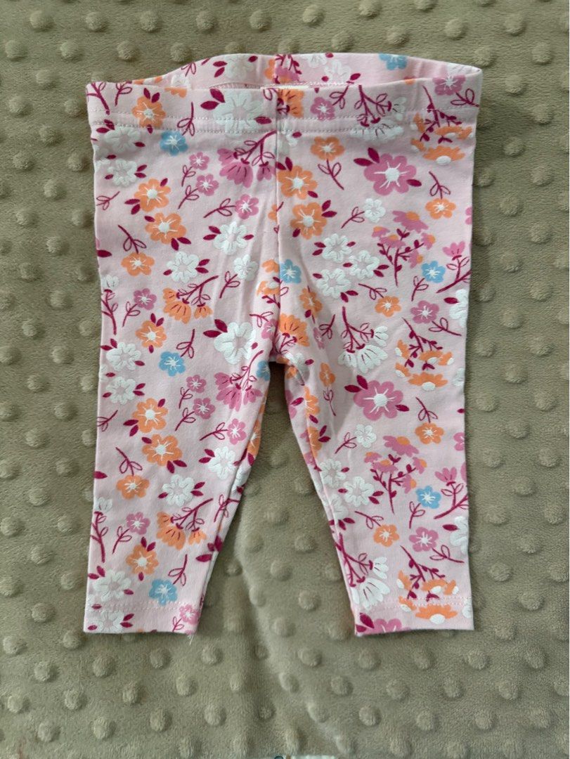 Dress (Category: Babies & Kids Fashion) located in Melaka Tengah. Submitted by aryanayana (Listing ID 1383568971, Image 3). Description: 3 in 1 Belum pernah pakai. Anak tak muat. .