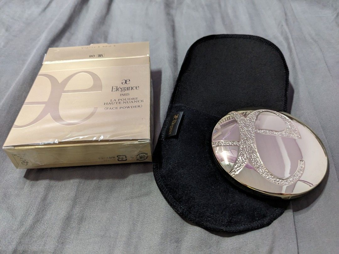 由 peur234 (刊登 ID 1383525325，圖片 1) 提交，位於 台南市 (Tainan) 的 Elegance 蜜粉餅08 (類別：化妝品)，說明：攜帶型 2025/3月在日本盛岡站前購入 大約9成新 絨布套完好、粉撲全新 免運但須先付款（郵局、台新帳戶），寄送可選郵局或全家 台南市可面交。