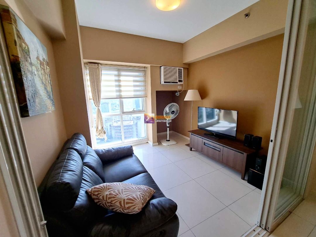For Sale/Lease Senta Condominium (Category: Apartments & Condos) located in Taguig. Submitted by tesbahil2017 (Listing ID 1383551242, Image 2). Description: 🏢 For SALE/LEASE 1-Bedroom plus Den Condo Unit in Senta Condominium at Legazpi Village, Makati City 🏢 🔥 Fully-Furnished | Spacious 66sqm 🔥 Unit Features: ✔️ 1 Bedroom plus Den ✔️ 1 Bathroom ✔️ 1 Parking 🔥 For Sale : Php 16,500,000.00 🔥 🔥 For Lease : Php 65,000.00 🔥 Conveniently Locate