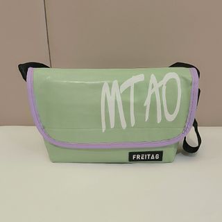 (Kategori: ) berada di . Dikirim oleh thriftpocketbranded (ID iklan 1383501915, Gambar 1). Deskripsi: .