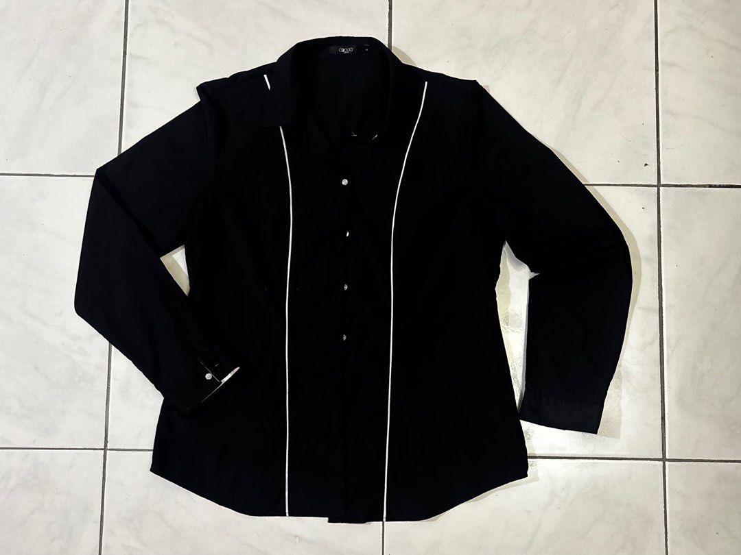 G2000 Longsleeve Black Polo (Category: Tshirts & Polo Shirts ) located in Calamba. Submitted by scarletshops (Listing ID 1383662641, Image 1). Description: DM for dimes.
