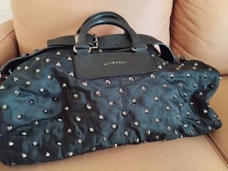 （分類：）位於 。 由 tsetselee 提交（商品編號 1383481884，圖片 1）。簡介： 。