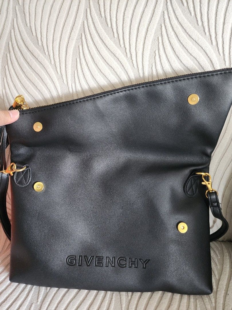 Givenchy sling bag (Category: Luxury Bags & Wallets) located in Quezon City. Submitted by deng43763 (Listing ID 1383515342, Image 3). Description: from japan not sure if it is authentic. in good condition.