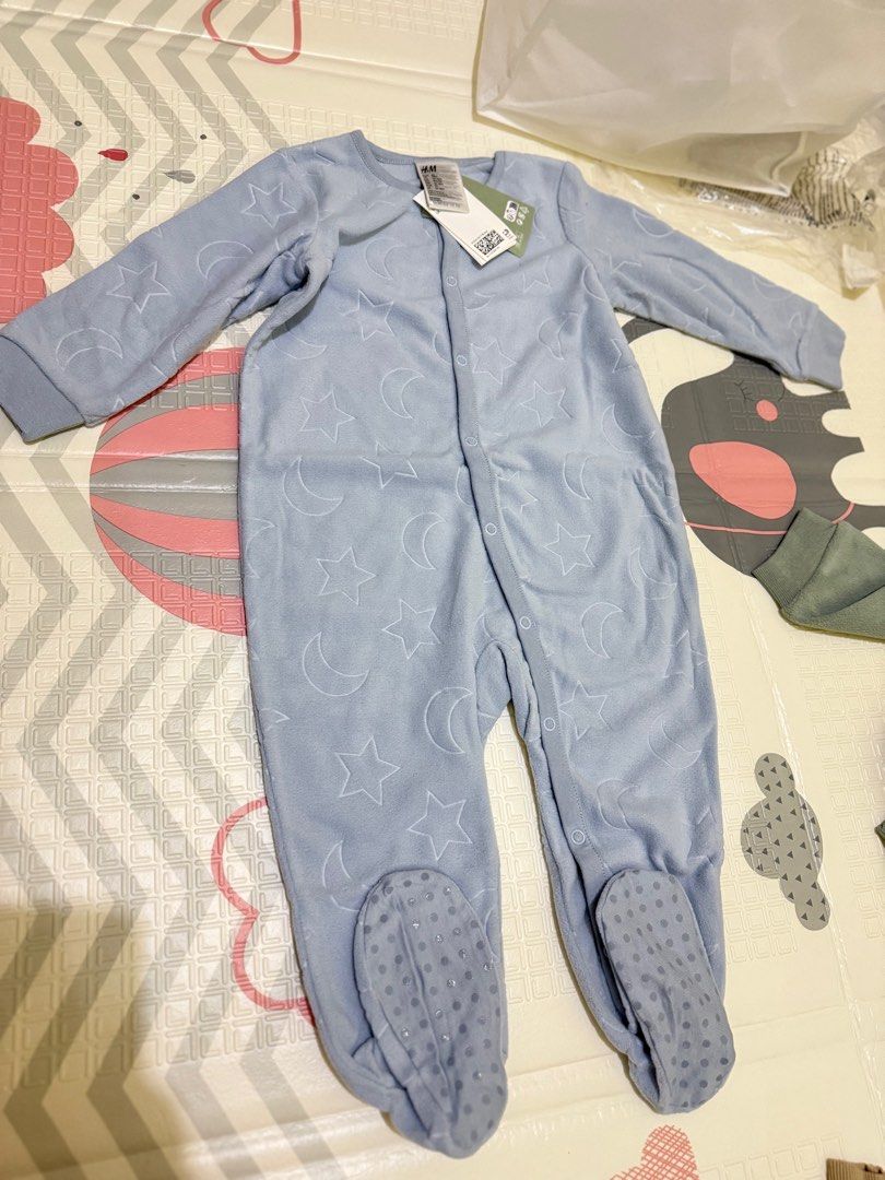 h&m (Kategori: Baju Bayi) berada di Manado. Dikirim oleh bymelpreloved (ID iklan 1383599462, Gambar 1). Deskripsi: .