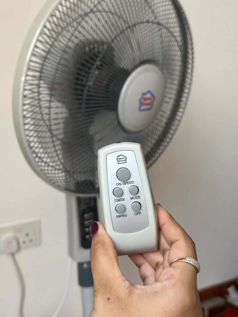 Home Proud Stand Fan with Remote Control
