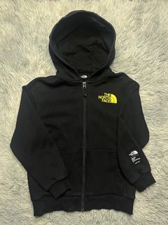 (Kategori: ) berada di . Dikirim oleh thriftstory_id (ID iklan 1383484151, Gambar 1). Deskripsi: .