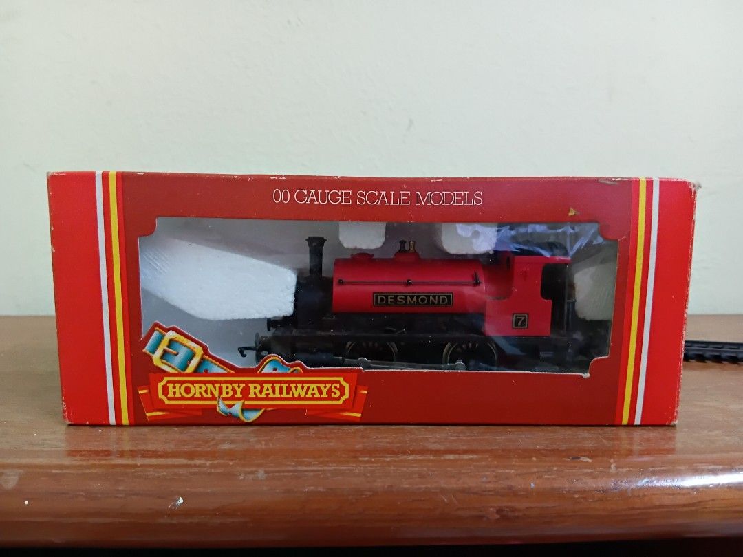 Hornby locomotive (Category: Announcements) located in Ipoh. Submitted by zaiton1010 (Listing ID 1383499185, Image 1). Description: SaddleTank Loco 'Desmond' from the 1980s to add to your collection. Bought this in UK. Condition is 8/10. It does NOT run anymore. Only for display. Selling cheap. For postage add rm 10. Thanks..