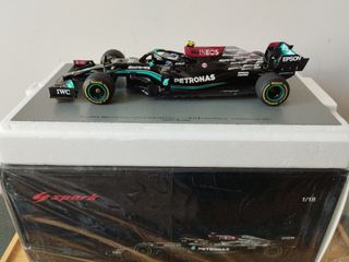 (Category: ) located in . Submitted by f1model-cars-helmets (Listing ID 1383553945, Image 1). Description: .