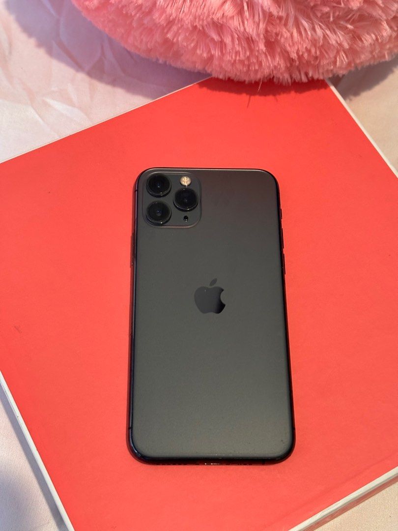 Iphone 11pro (Category: iPhone 11 Series) located in Manila. Submitted by findanything. (Listing ID 1383511095, Image 2). Description: lady owned ip11 pro 256 gb. * 65% battery percentage * face id issue smoothness of phone : 80% smooth pa inclusion : ip11 pro case & charger.