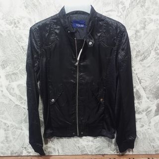 (Kategori: ) berada di . Dikirim oleh preloved_psbb (ID iklan 1383608036, Gambar 1). Deskripsi: .
