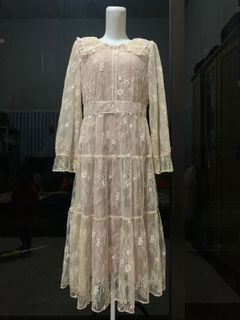 (Kategori: ) berada di . Dikirim oleh k3thriftshop (ID iklan 1383628366, Gambar 1). Deskripsi: .