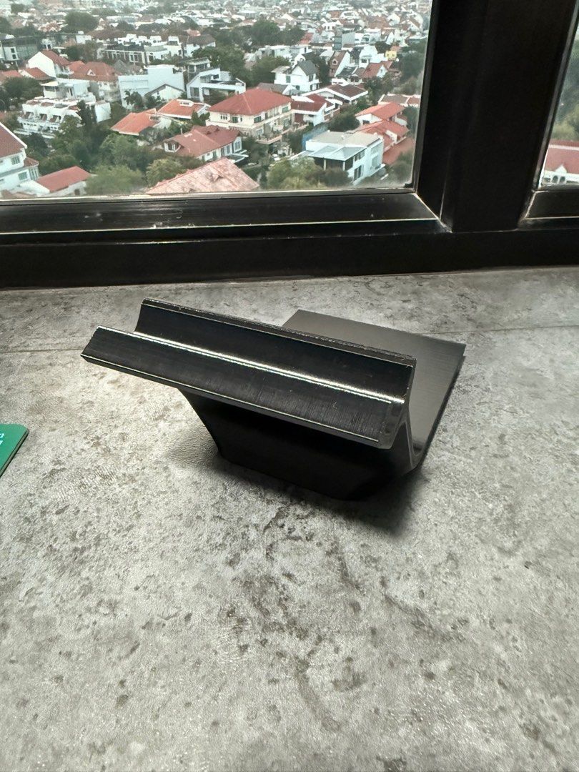 Laptop stand