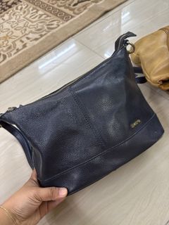 (Category: ) located in . Submitted by syirasam (Listing ID 1383500403, Image 1). Description: .
